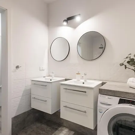 Flatbook - Nadmorski Dom Bukowa Daire *