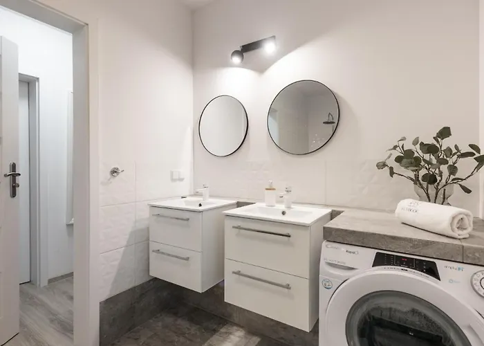 Flatbook - Nadmorski Dom Bukowa Lägenhet *